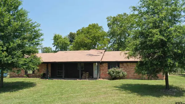 9976 State Hwy 64, Ben Wheeler, TX 75754