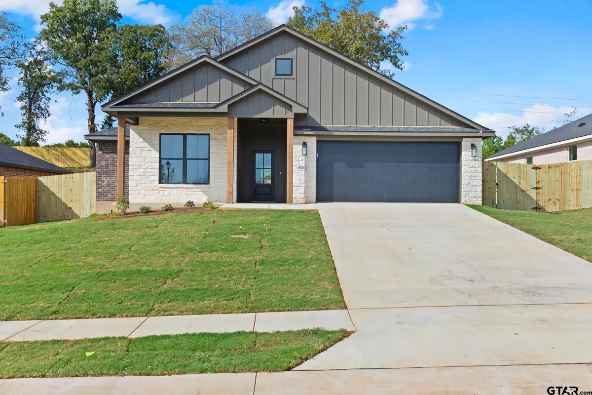 16514 Crossing Circle, Lindale, TX 75771 - #1