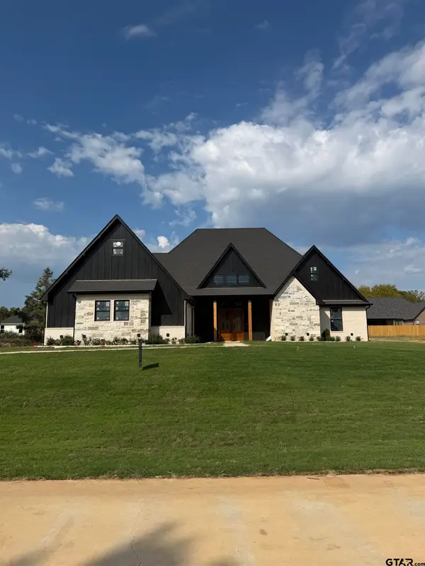 13927 Cedar Hill Ln, Tyler, TX 75704