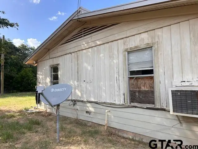 902 W College St, Athens, TX 75751 - #3