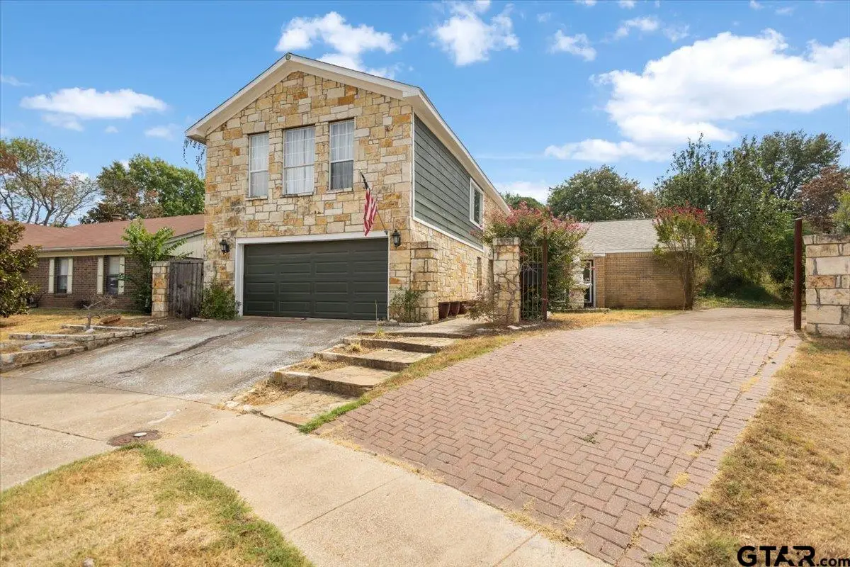 1911 Wisteria Ct., Flower Mound, TX 75022 - #1