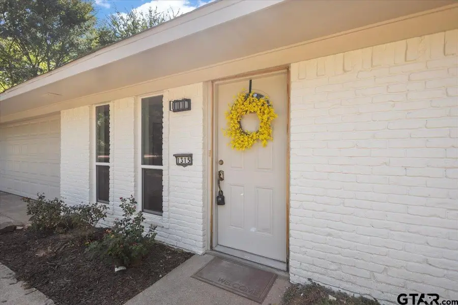 1315 Debbie, Canton, TX 75103 - #2