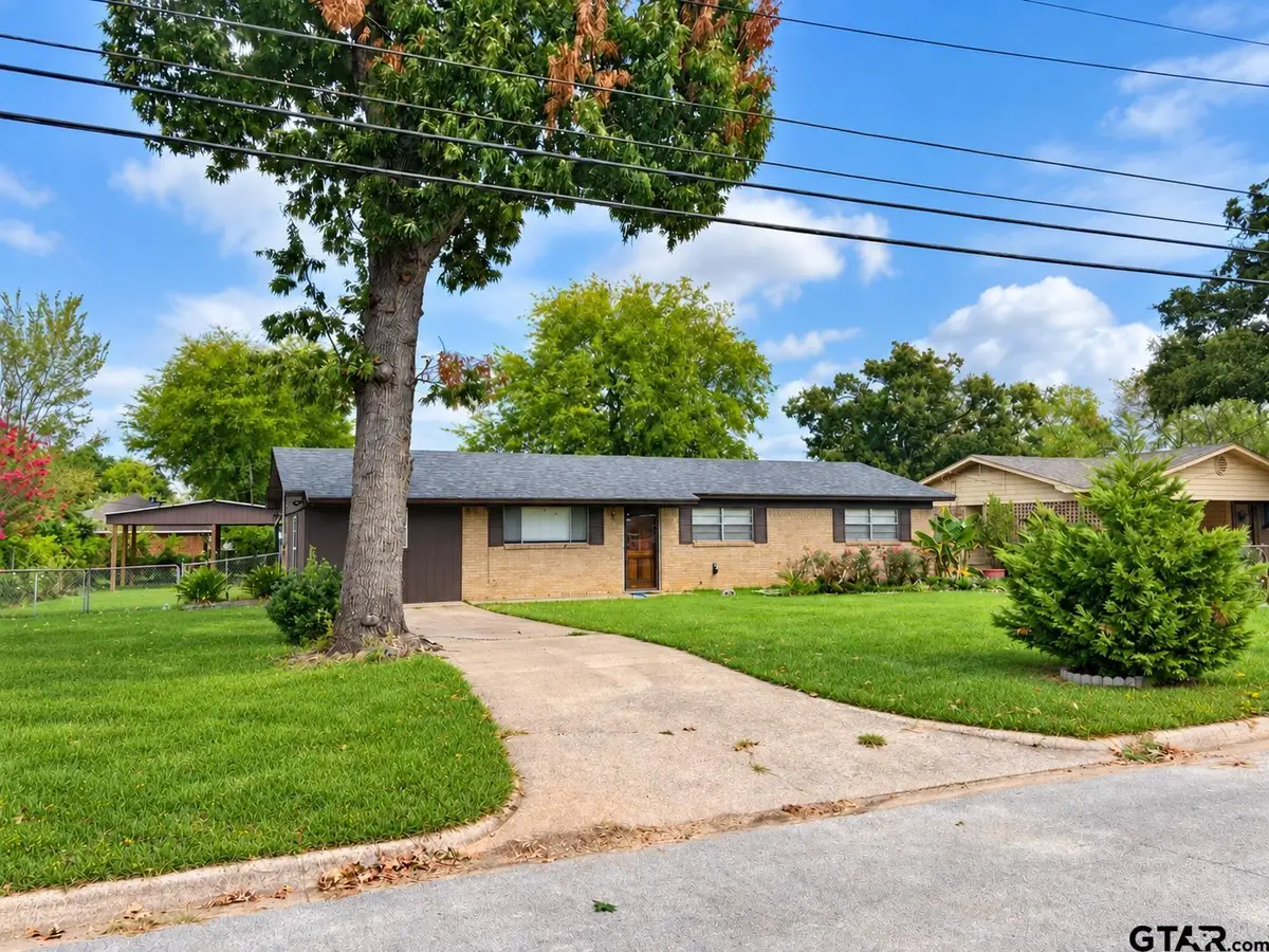 304 Bonita St, Jacksonville, TX 75766 - #1