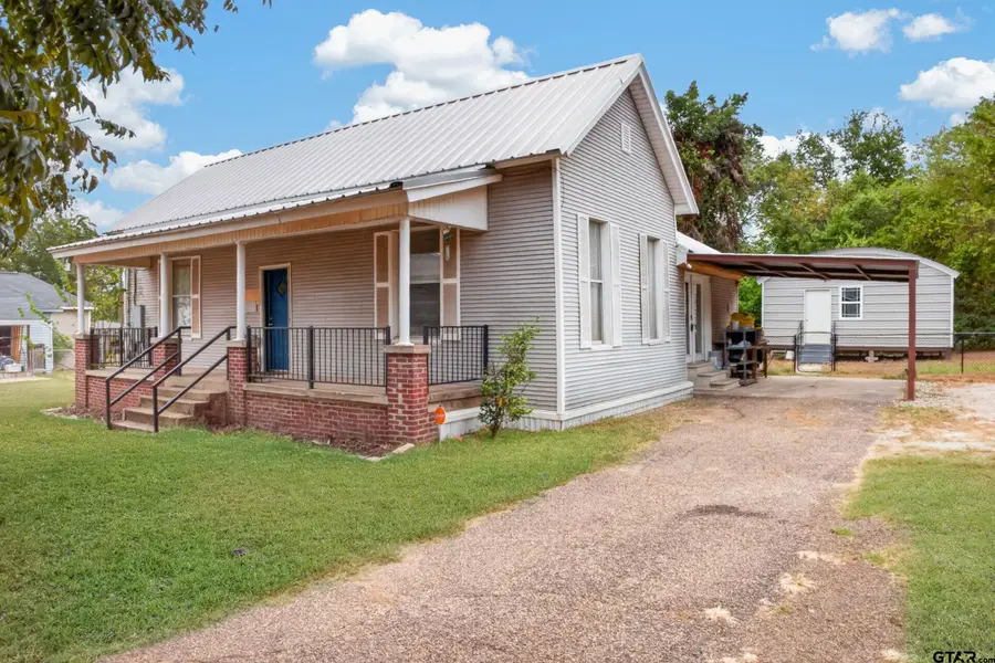 102 Poplar St., Marshall, TX 75670 - #2