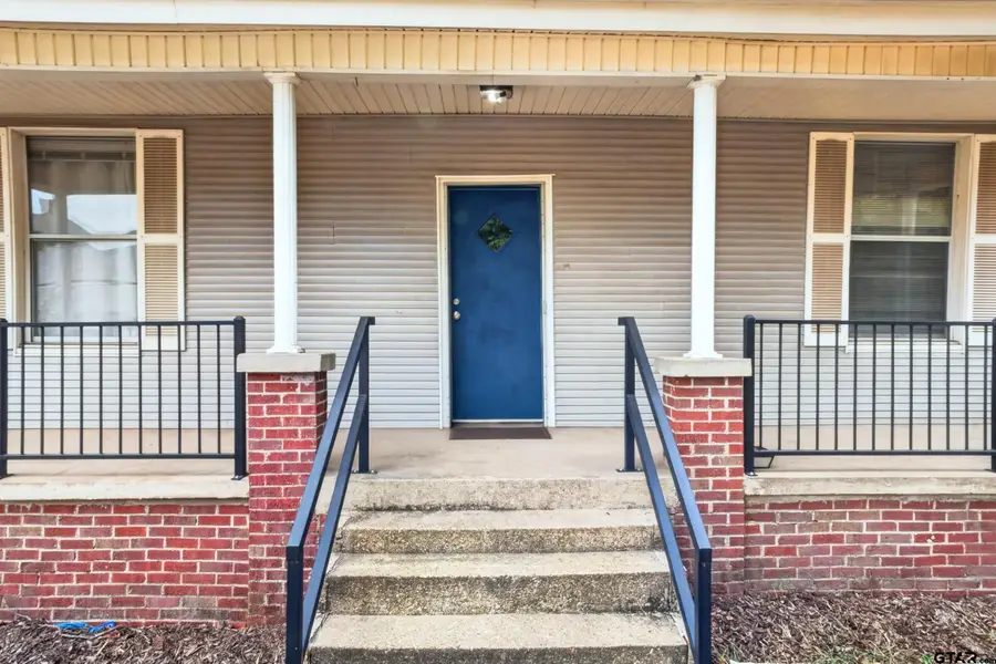 102 Poplar St., Marshall, TX 75670 - #3