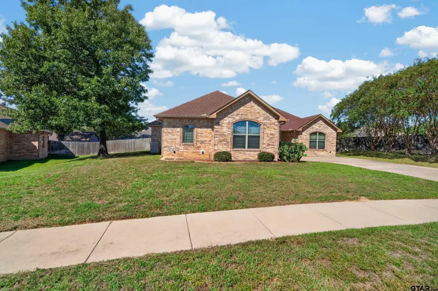 4008 Chapel Ridge, Tyler, TX 75707 - #3