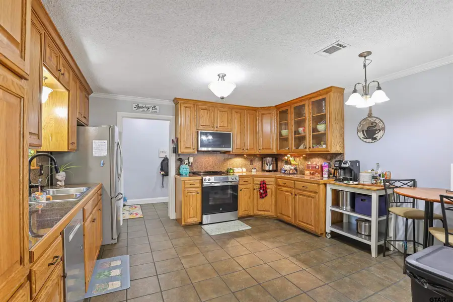 100 Madison, Longview, TX 75603 - #3