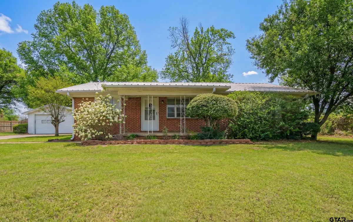 729 S Walnut, Winnsboro, TX 75494 - #1
