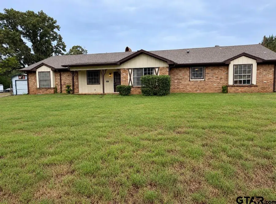 1006 Spring St., Longview, TX 75604 - #2