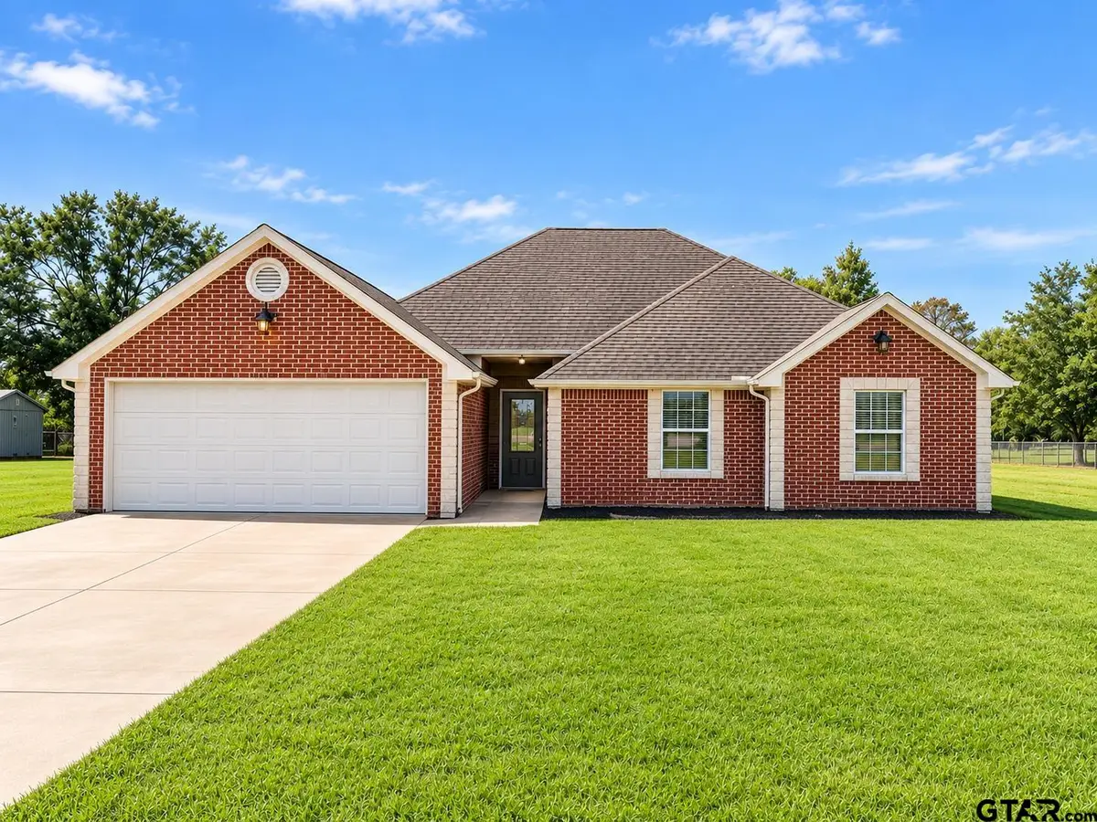 2927 Old Paris Rd, Mount Pleasant, TX 75455 - #1