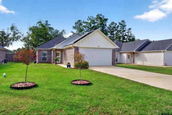 150 Briar Bend Dr, Rusk, TX 75785