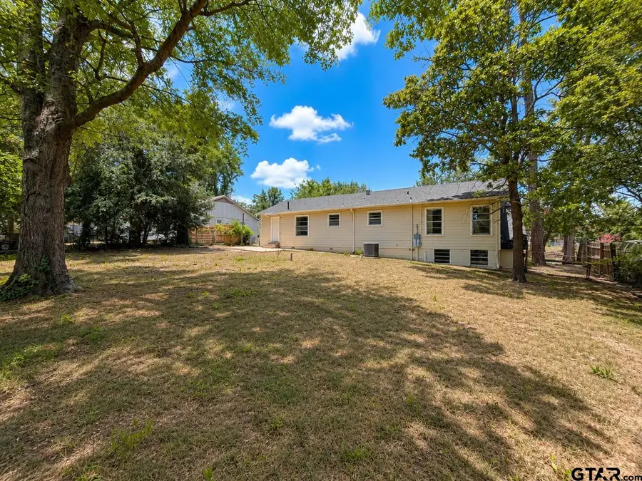 2822 W Front St, Tyler, TX 75701 - #3