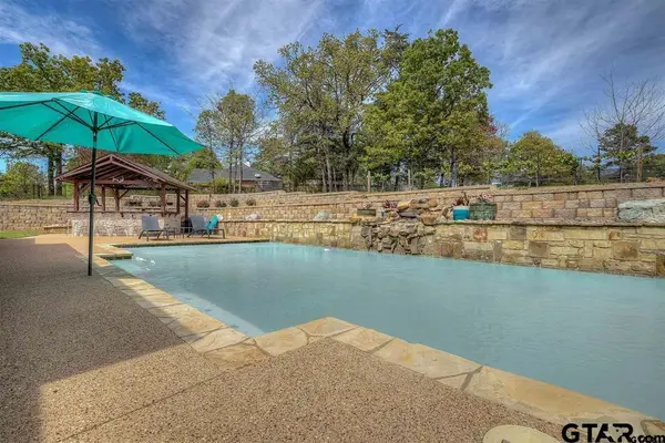 304 Cr 2311, Mineola, TX 75773