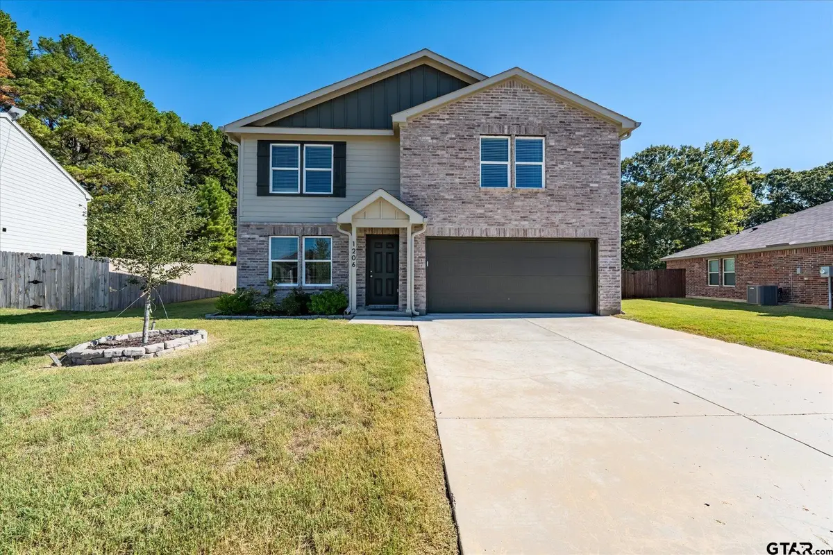 1206 River Oaks Ln, Chandler, TX 75758 - #1