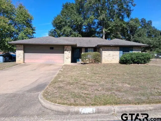 810 Georgia Oak St., Nacogdoches, TX 75964 - #1