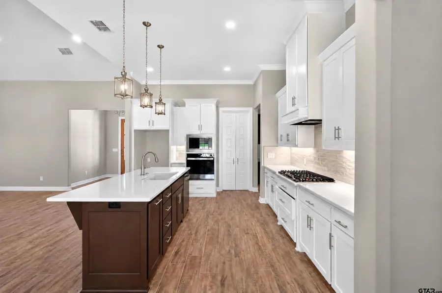 2103 Nueces Trail, Longview, TX 75604 - #2