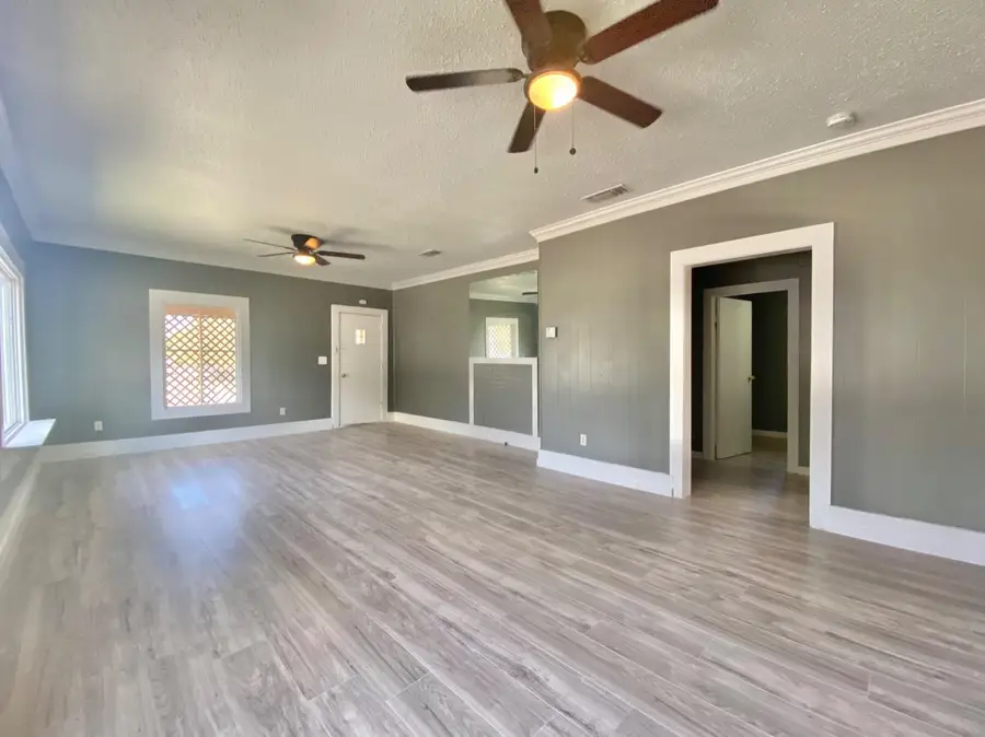 2123 21st Street, Lubbock, TX 79411 - #2