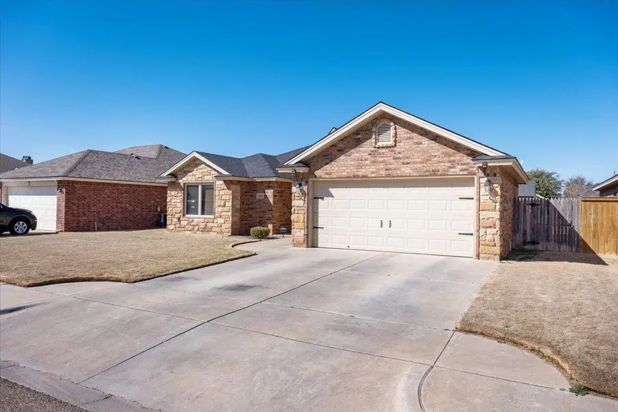 9804 Juneau Avenue, Lubbock, TX 79424 - #2