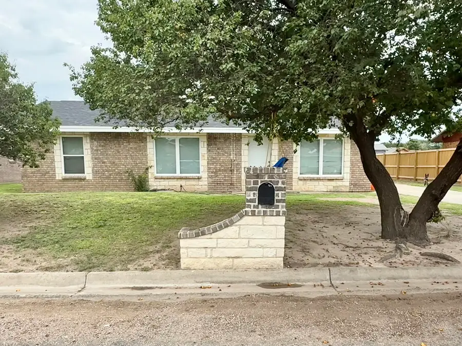 905 W 9th Street, Muleshoe, TX 79347 - #2