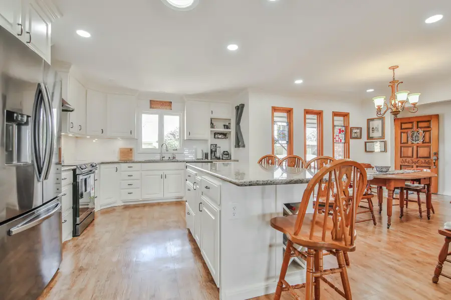 400 N Sherman Avenue, Levelland, TX 79336 - Image #3