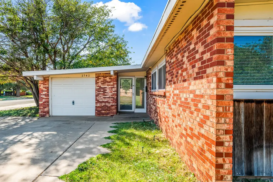 2742 68th Street, Lubbock, TX 79413 - Image #3