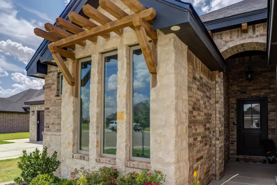 135 Calvin Drive, Wolfforth, TX 79382 - Image #3