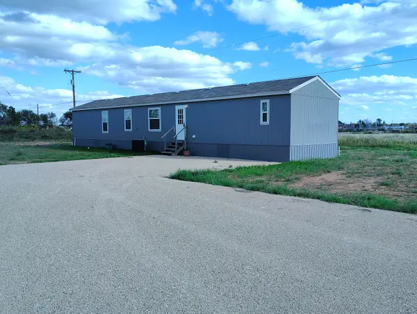 201 E Harrision Avenue, Morton, TX 79346