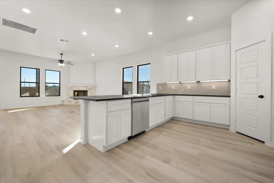 7223 8th Street, Lubbock, TX 79416 - Image #3