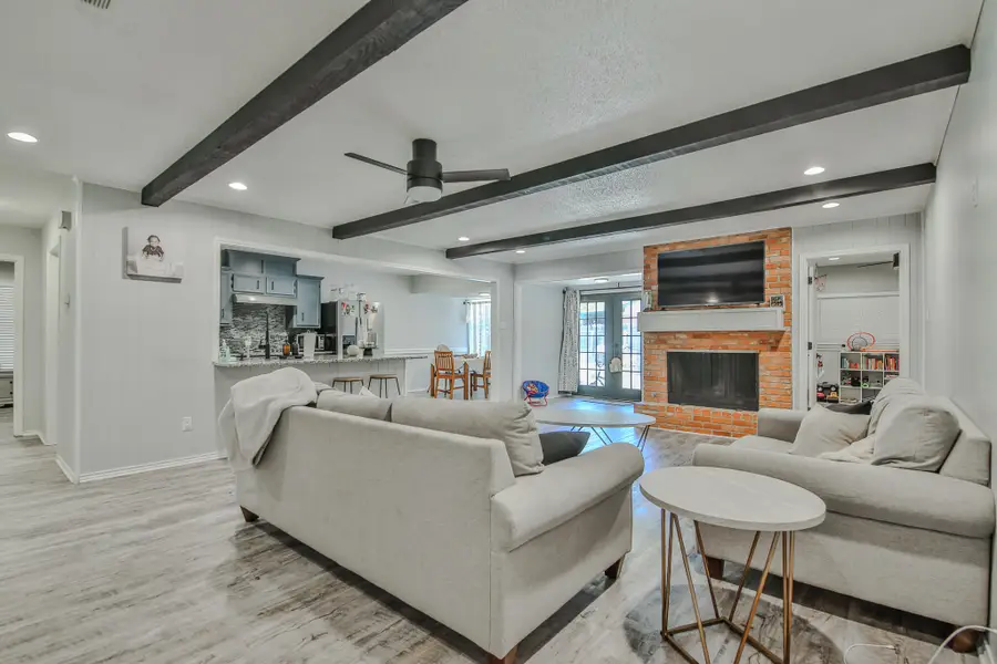 6907 Avenue W, Lubbock, TX 79412 - Image #2