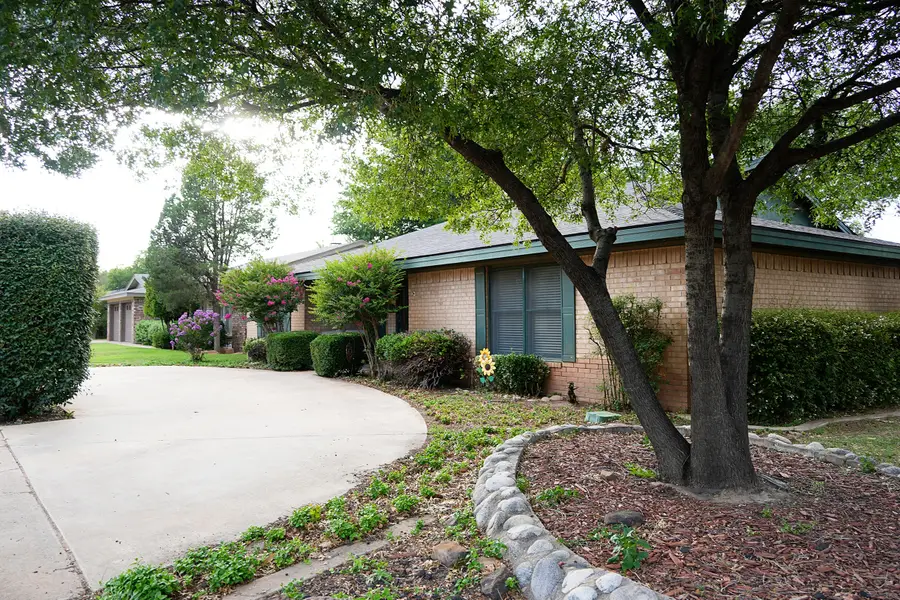 5712 70th Place, Lubbock, TX 79424 - #3