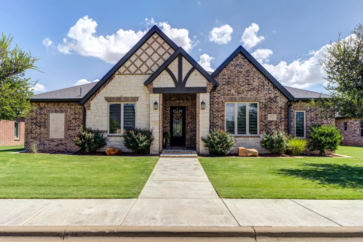 617 N 9th Street, Wolfforth, TX 79382 - Image #1