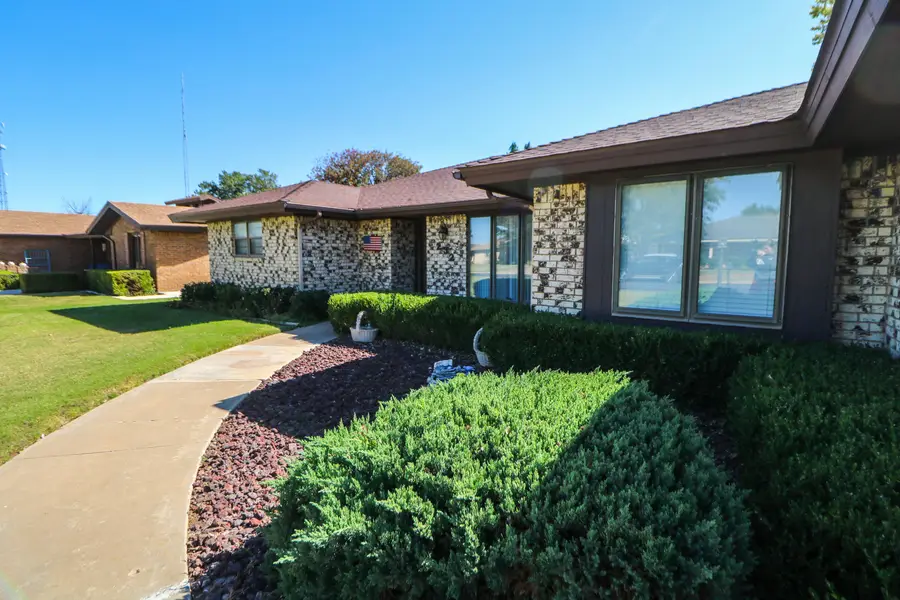 232 E 26th Street, Littlefield, TX 79339 - Image #3