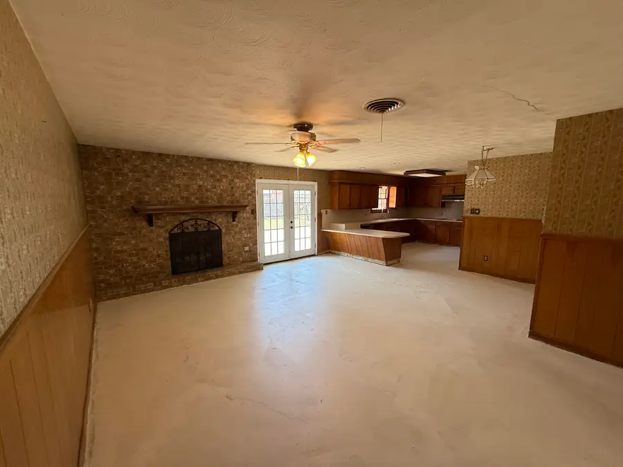 5437 8th Place, Lubbock, TX 79416 - Image #3