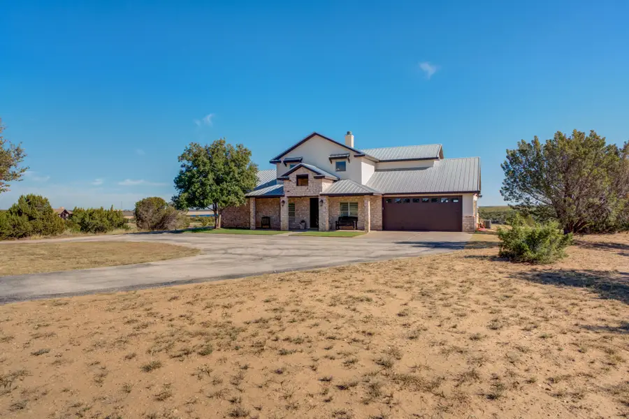 90 Sierra Vista Drive, Justiceburg, TX 79330 - Image #3