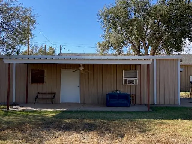 907 Avenue K, Shallowater, TX 79363 - Image #1