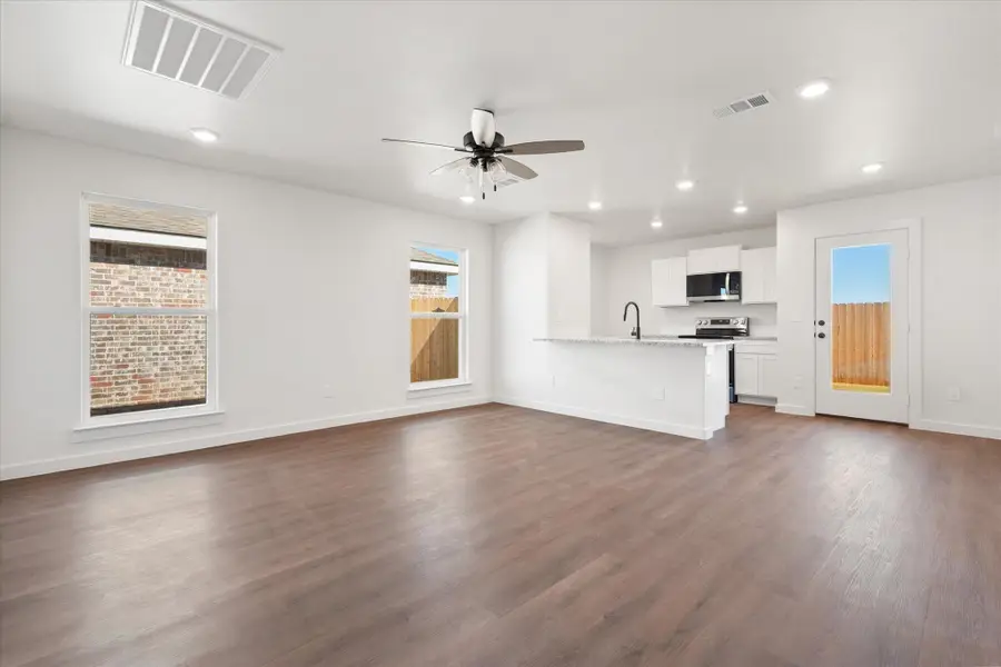 2401 Eureka Avenue, Lubbock, TX 79407 - Image #3