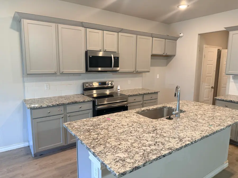 723 E 17th Street, Wolfforth, TX 79382 - Image #3