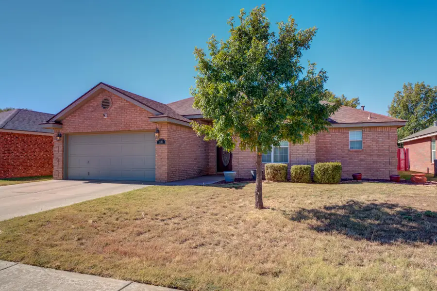 1004 Oshkosh Avenue, Lubbock, TX 79416 - Image #3