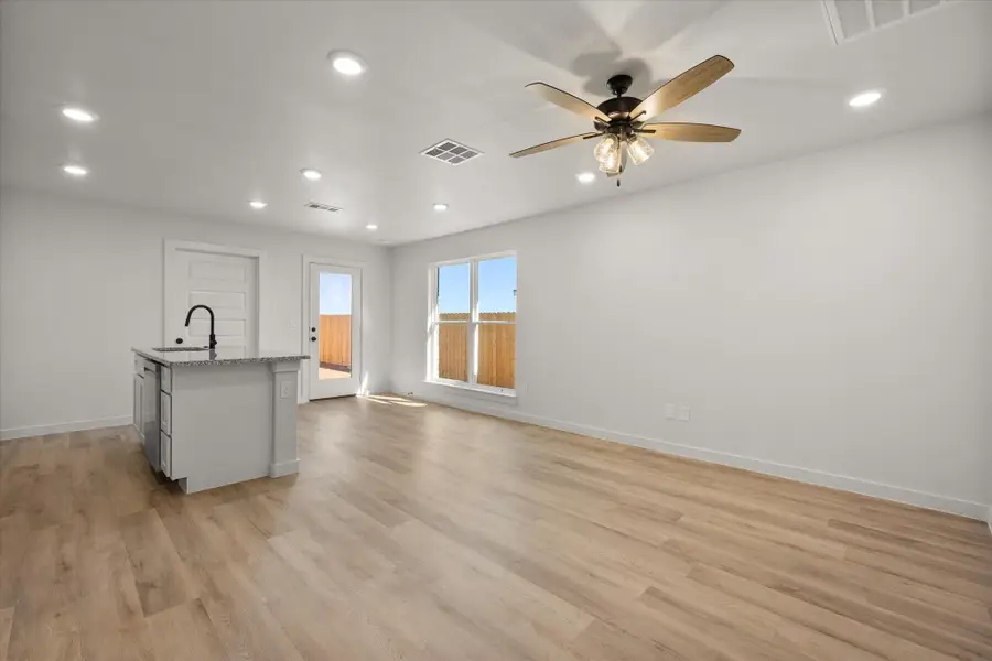 506 E 23rd Street, Wolfforth, TX 79382 - Image #3