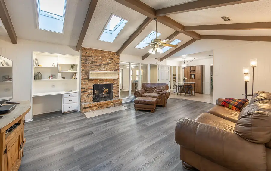 8006 Chicago Avenue, Lubbock, TX 79424 - #3