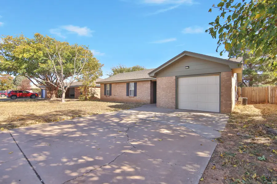 1608 Aberdeen Avenue, Wolfforth, TX 79382 - Image #2