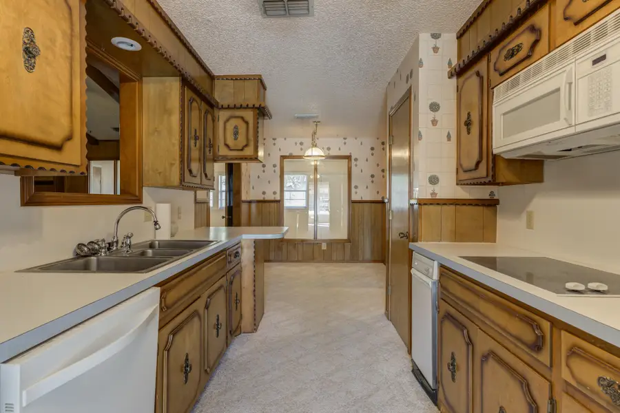 5720 71st Street, Lubbock, TX 79424 - Image #3