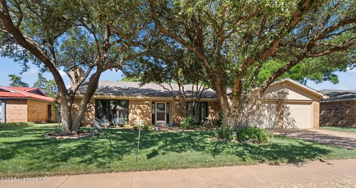 8606 Knoxville Avenue, Lubbock, TX 79423 - Image #1