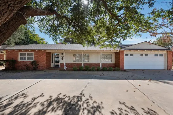 1106 E Tate Street, Brownfield, TX 79316