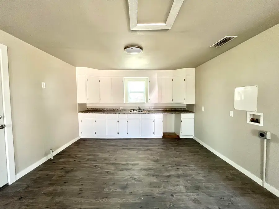 1510 E 10th Street, Lubbock, TX 79403 - Image #3