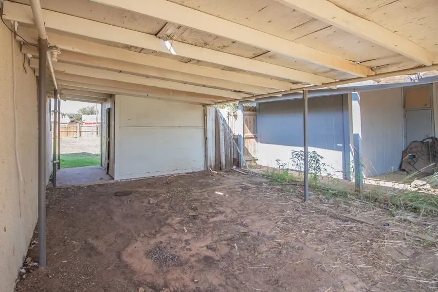 315 S 13th Street, Slaton, TX 79364 - Image #3