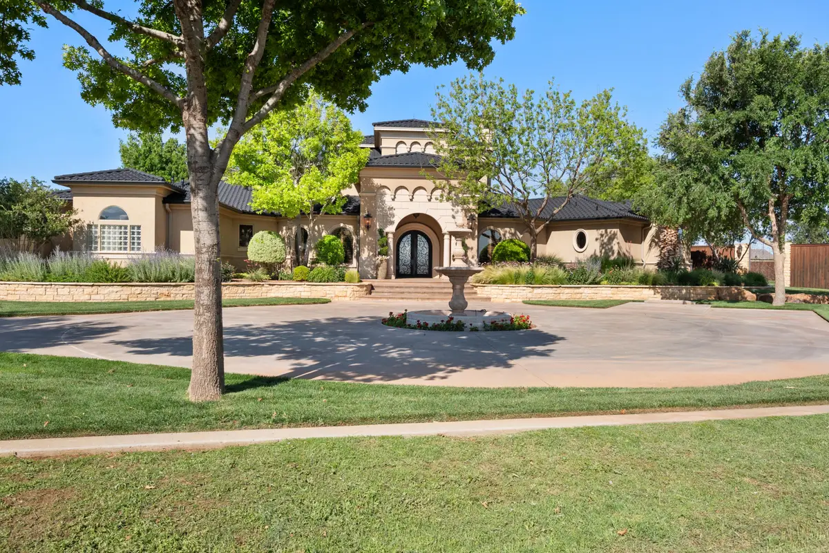 201 Duval Drive, Levelland, TX 79336 - Image #1