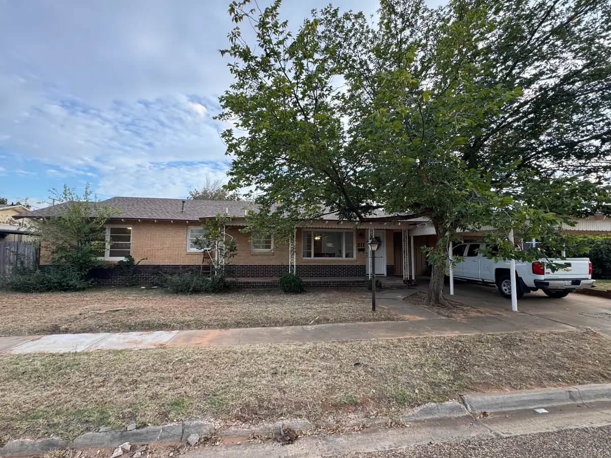 211 N 17th Street, Lamesa, TX 79331 - Image #1
