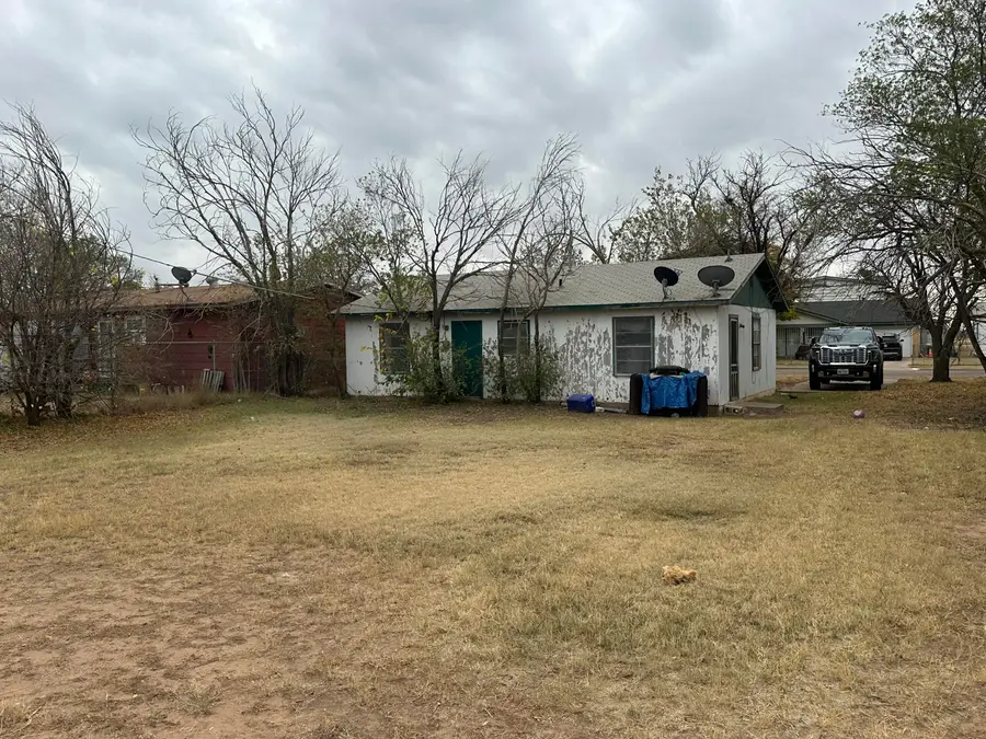 3307 E 17th Street, Lubbock, TX 79403 - Image #2