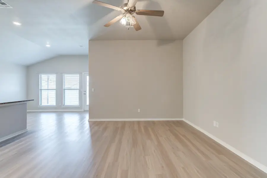 10421 Waverly Avenue, Lubbock, TX 79424 - Image #3